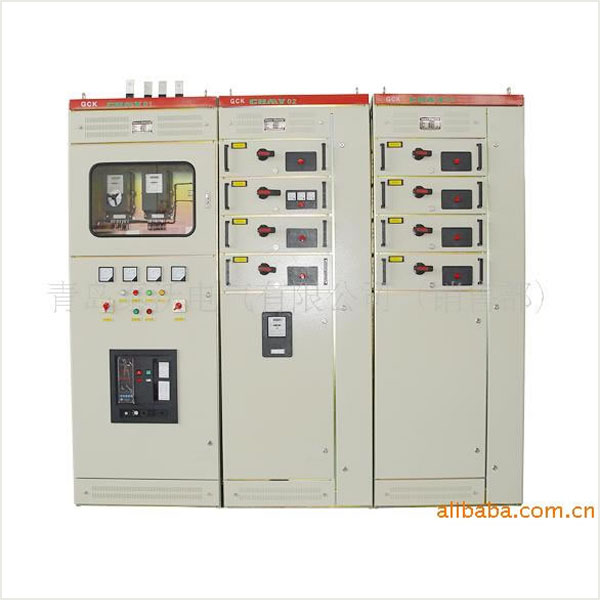GCK 低壓抽出式開關(guān)柜